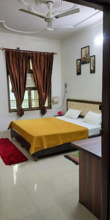 Varuna Palace Varanasi Bagian luar foto